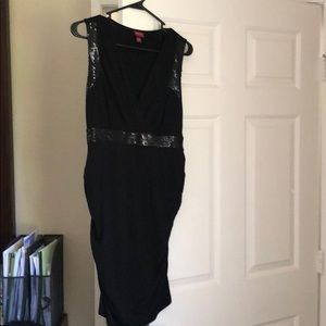 Cute maternity dress